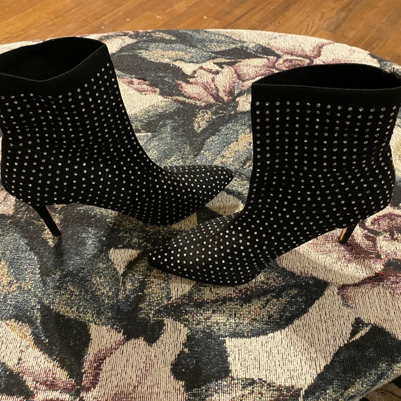 These Rough Helium stilettos with rinestones are is very good condition. - Picture 2 of 8